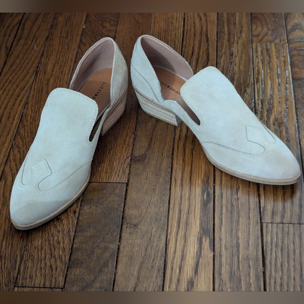 🆕 NWT NIB Lucky Brand light taupe suede Western Merlyin style slip on loafers